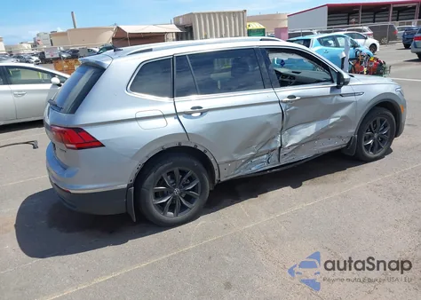 2024 Volkswagen Tiguan 2.0T Se/2.0T Wolfsburg Edition из США, поврежденный, VIN 3VV2B7AX9RM034389